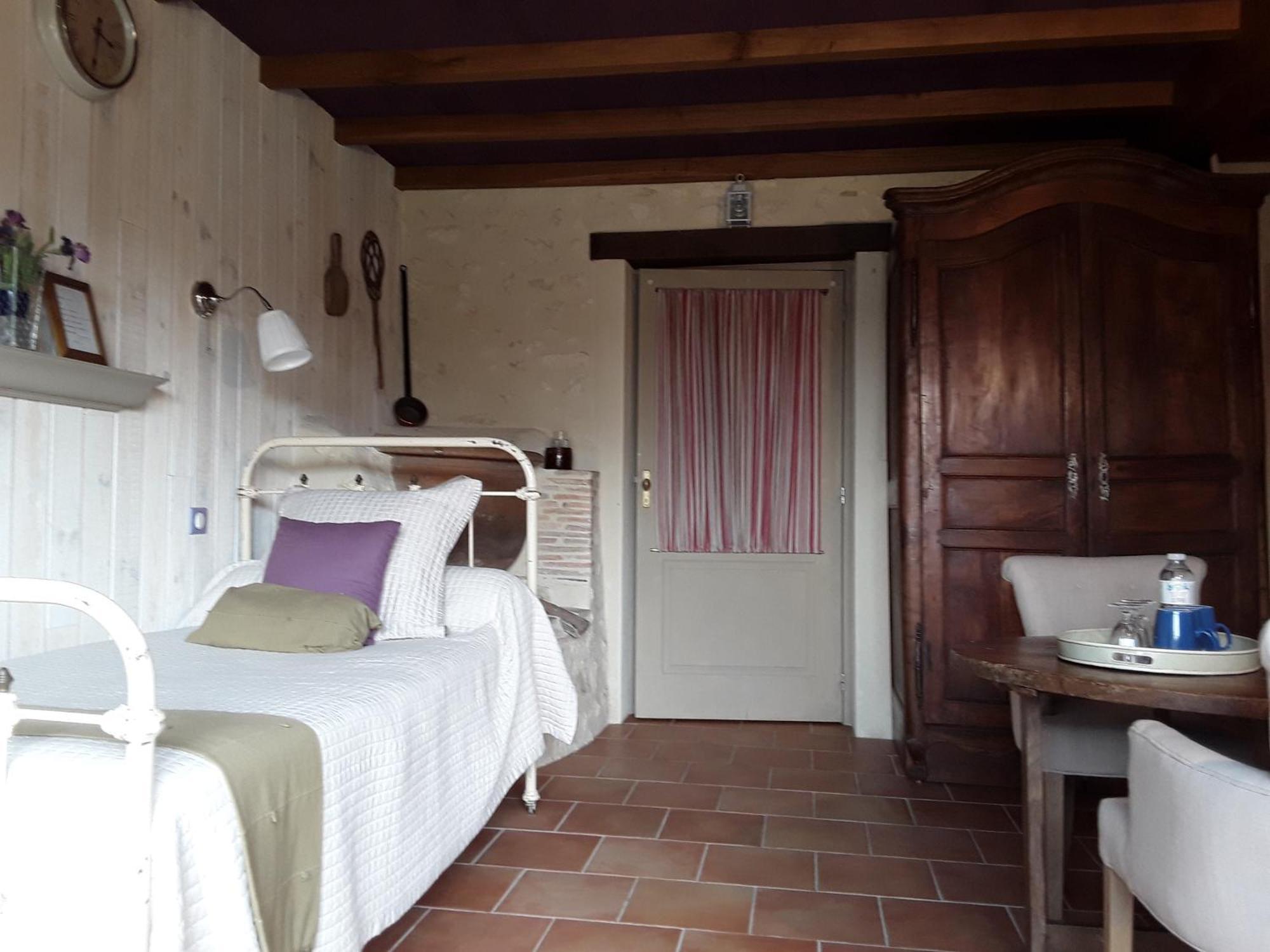 Domaine Les Galards Bed & Breakfast Le Garde Екстериор снимка