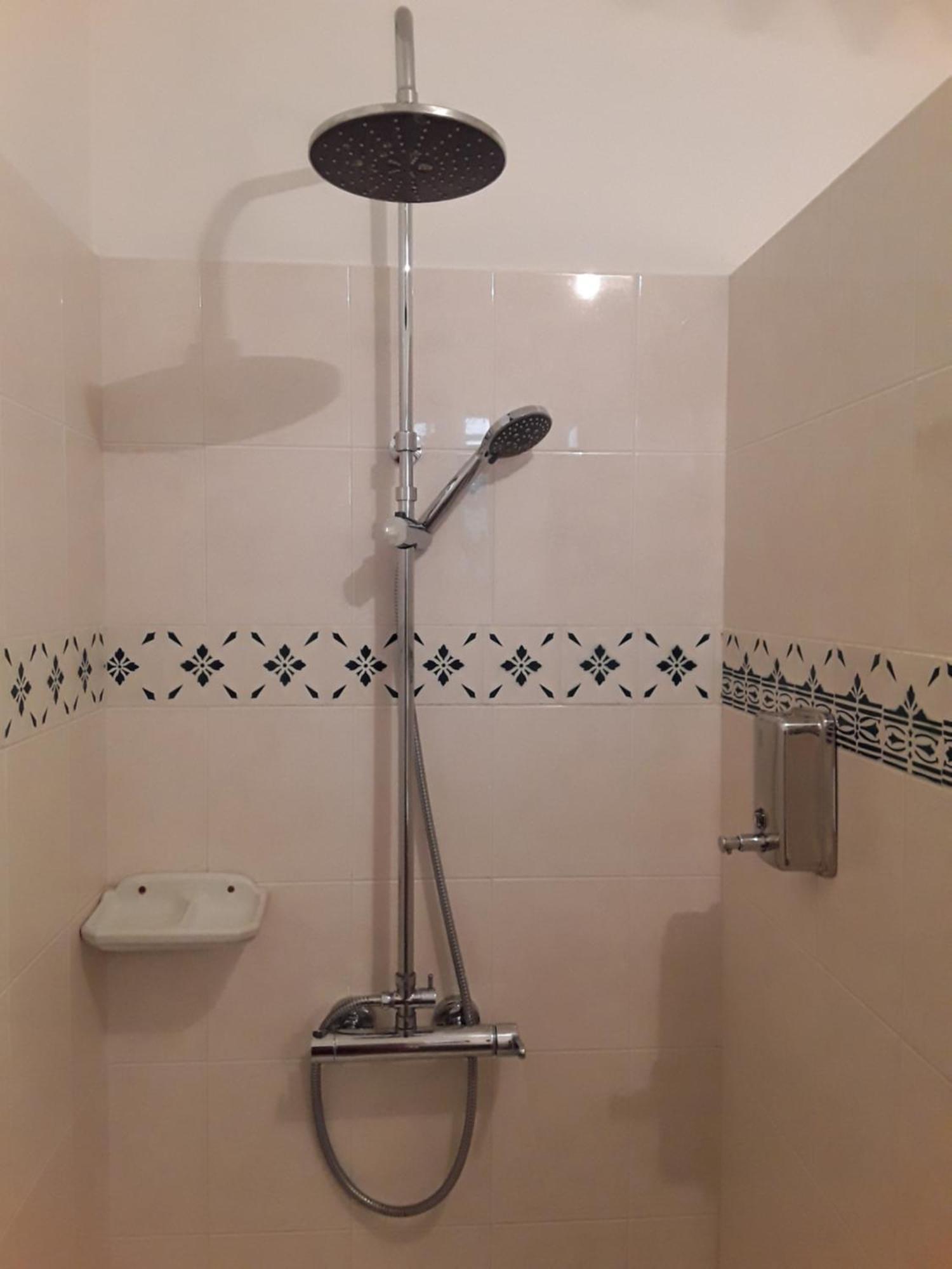 Domaine Les Galards Bed & Breakfast Le Garde Екстериор снимка