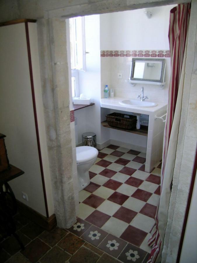 Domaine Les Galards Bed & Breakfast Le Garde Екстериор снимка